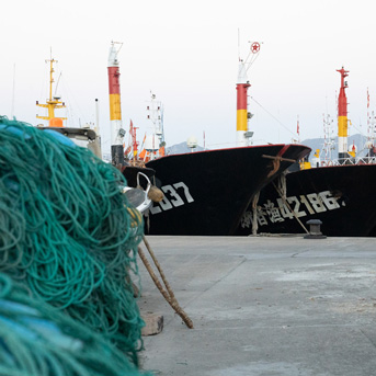 Headwear x ReTraze in usa